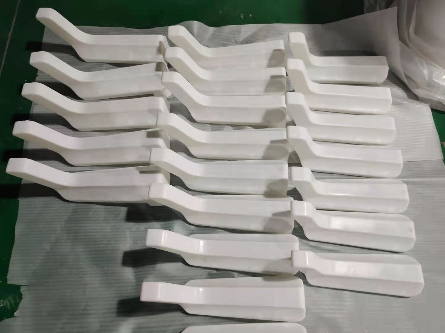 小批量硅膠復(fù)模手板的優(yōu)勢有哪些-炅科